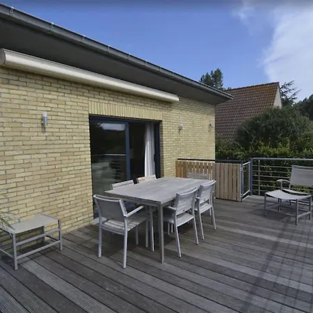 Spacious Located On The Dunes 펜션 *